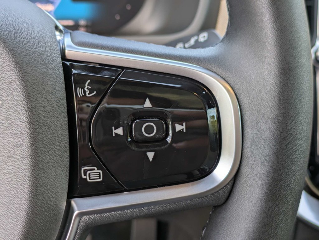New 2027 Volvo XC90 T8 Plus AWD/4WD image 27