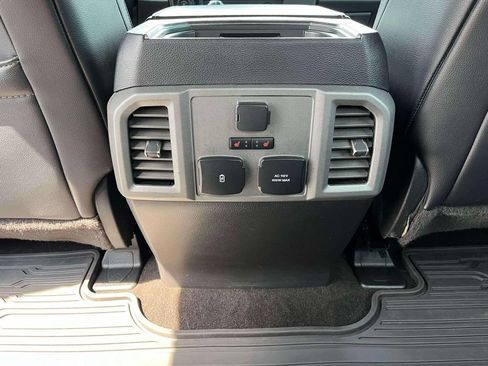 Used 2018 Ford F150 Raptor w/ Equipment Group 802A Luxury AWD/4WD image 14
