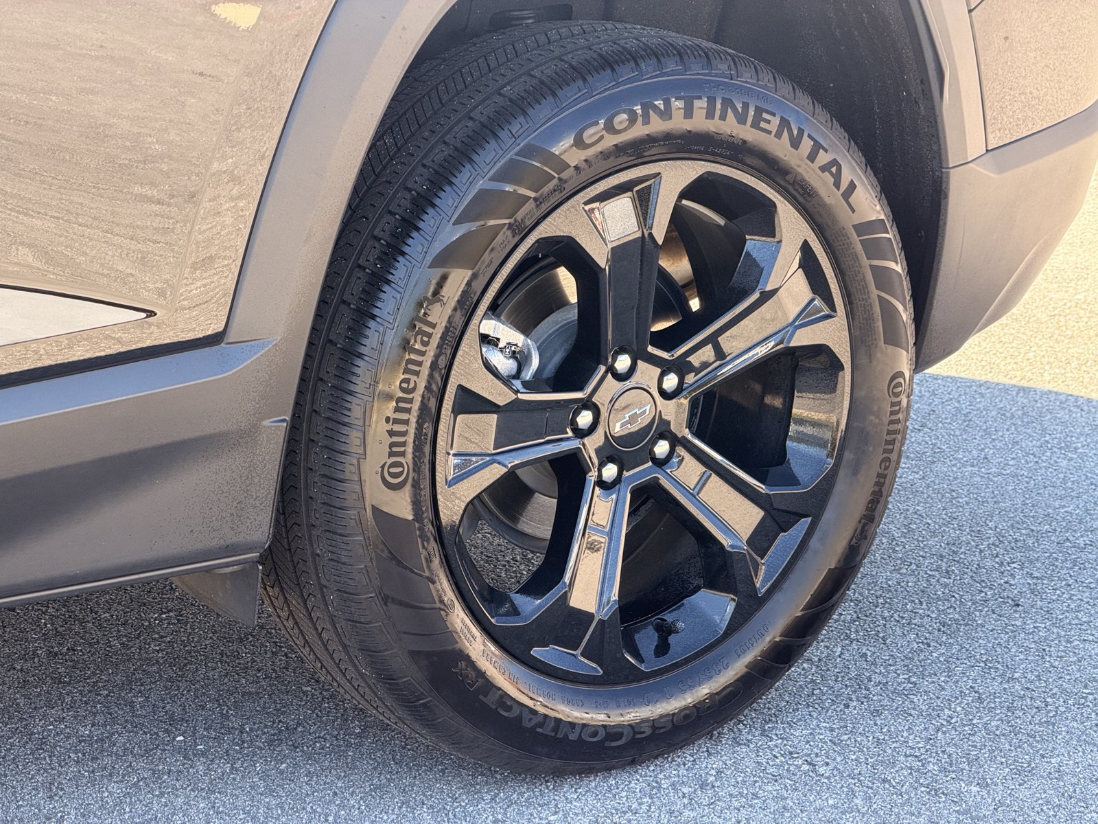 Used 2025 Chevrolet Equinox LT w/ Convenience Package II FWD image 36