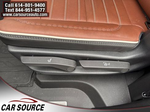 Used 2024 GMC Yukon Denali Ultimate image 48