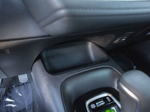 Certified 2025 Toyota Corolla SE image 20