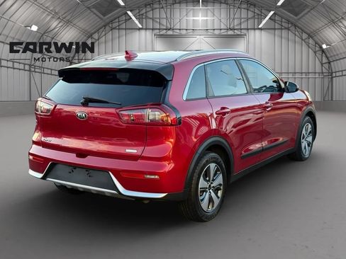 Used 2019 Kia Niro LX FWD image 4