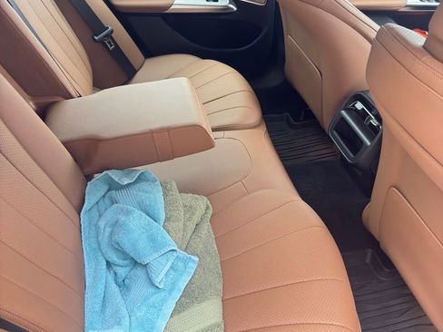 Used 2025 Mercedes-Benz E 450 4MATIC Sedan image 2