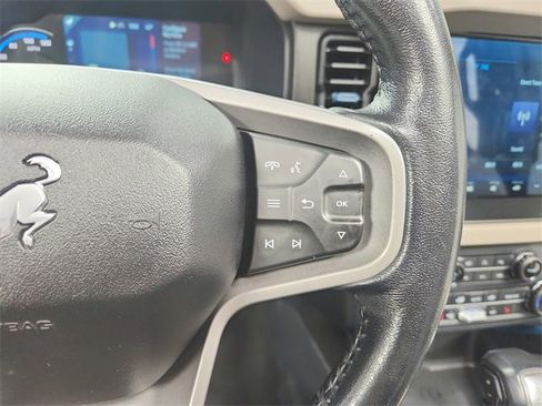 Used 2022 Ford Bronco Wildtrak image 24