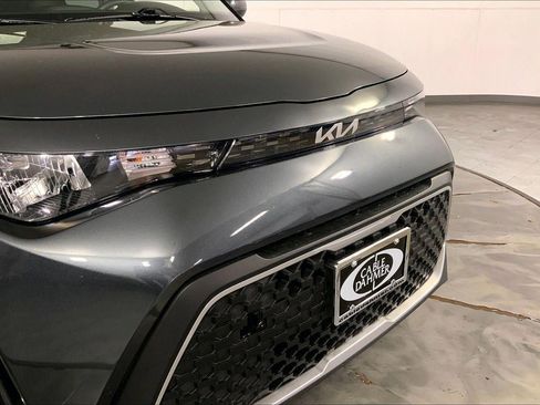 Certified 2025 Kia Soul LX image 28