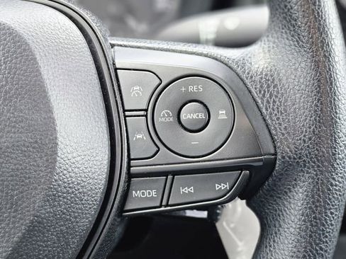 Used 2024 Toyota Corolla LE image 18