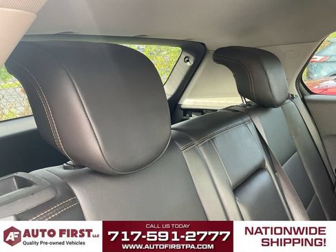 Used 2022 Chevrolet Trax LT w/ Premium Seat Package AWD/4WD image 13