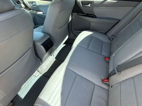 Used 2016 Toyota Camry XLE w/ Moonroof Package FWD image 24