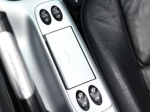 Used 2005 Porsche 911 Turbo image 43