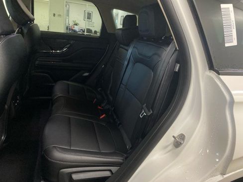 New 2025 Lincoln Corsair AWD w/ Equipment Group 101A image 9