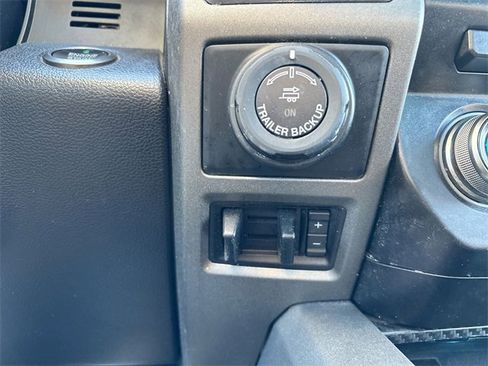 Used 2018 Ford F150 Raptor w/ Equipment Group 802A Luxury image 39