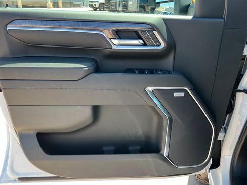 New 2026 Chevrolet Silverado 2500 LTZ w/ LTZ Plus Package AWD/4WD image 15