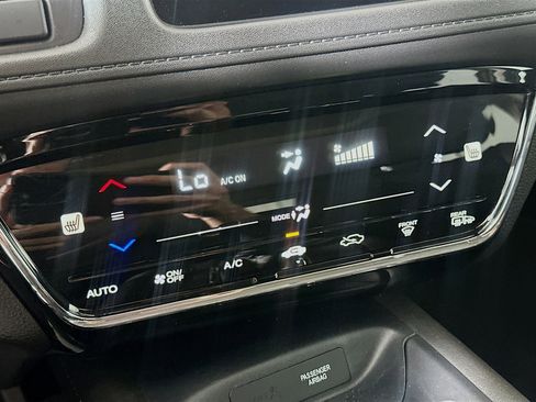 Used 2022 Honda HR-V EX image 22