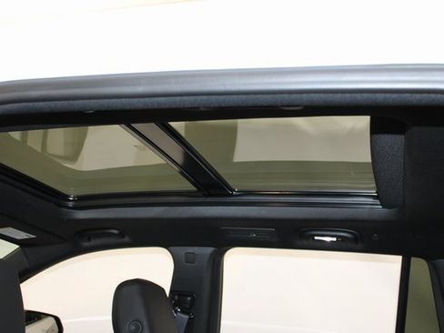 New 2025 Cadillac XT6 Premium Luxury image 9