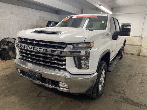 Used 2021 Chevrolet Silverado 3500 LTZ w/ Z71 Off-Road Package image 7