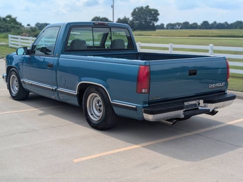Used 1998 Chevrolet Silverado 1500 2WD Regular Cab w/ Preferred Equipment Group 2 image 6