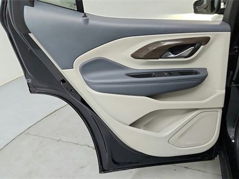 Used 2022 GMC Terrain Denali w/ LPO, Floor Liner Package image 17