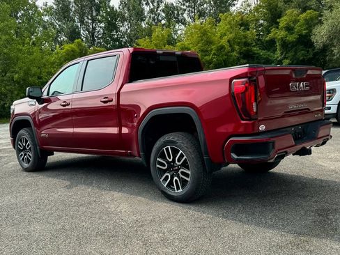 Used 2021 GMC Sierra 1500 AT4 w/ AT4 Preferred Package AWD/4WD image 5