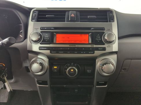 Used 2011 Toyota 4Runner SR5 w/ Premium Pkg w/Leather RWD image 13