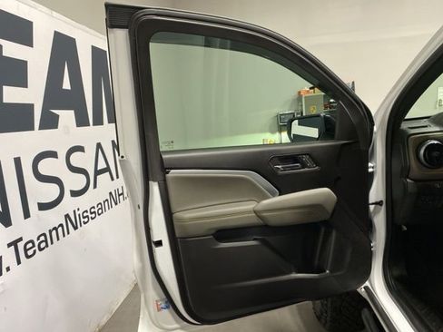 Used 2025 Chevrolet Colorado ZR2 w/ ZR2 Bison Edition AWD/4WD image 9