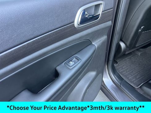 Certified 2017 Jeep Grand Cherokee Altitude image 30