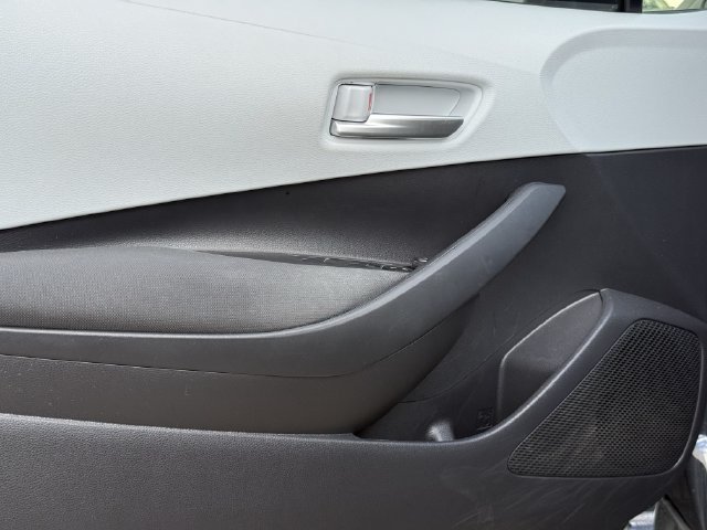 Used 2026 Toyota Corolla SE FWD image 24