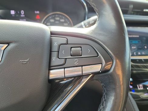 Used 2023 Cadillac XT6 Premium Luxury w/ Technology Package FWD image 36