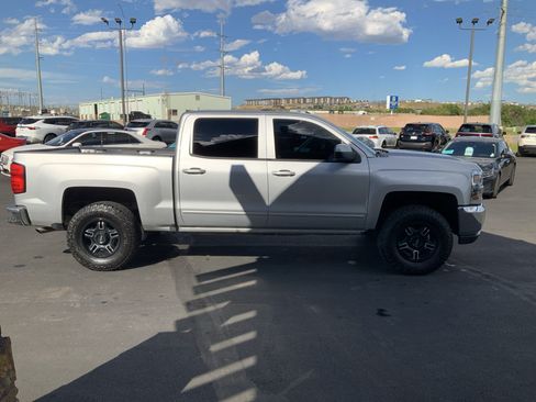 Used 2018 Chevrolet Silverado 1500 LT w/ All Star Edition AWD/4WD image 5