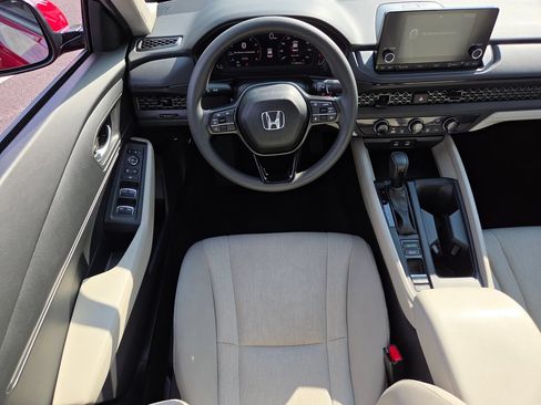 Certified 2025 Honda Accord LX image 26