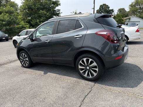 Used 2017 Buick Encore Essence AWD/4WD image 5