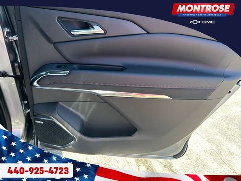 New 2026 Chevrolet Traverse Z71 w/ Enhanced Driving Package AWD/4WD image 28