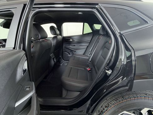 New 2026 Chevrolet Trax RS image 8