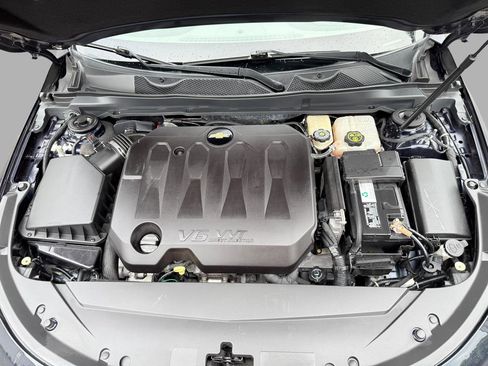 Used 2018 Chevrolet Impala LS FWD image 33