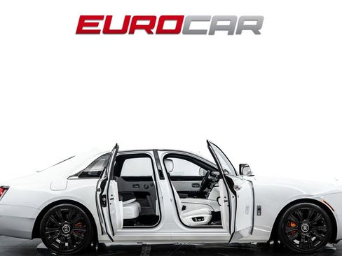 Used 2024 Rolls-Royce Ghost AWD/4WD image 8