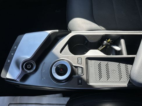 Certified 2024 Kia EV6 Light AWD/4WD image 22