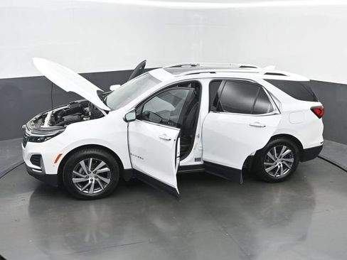 Used 2023 Chevrolet Equinox Premier AWD/4WD image 61
