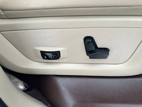 Used 2018 RAM 2500 Laramie AWD/4WD image 16