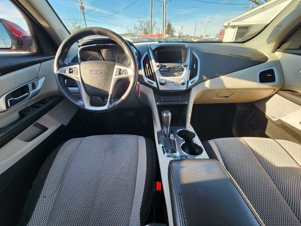 Used 2017 GMC Terrain SLE w/ Driver Alert Package I AWD/4WD image 13