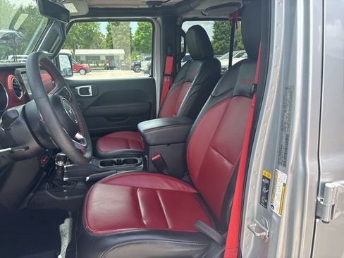Used 2023 Jeep Wrangler Unlimited Rubicon 4xe AWD/4WD image 9