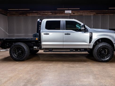 Used 2023 Ford F250 XL w/ STX Appearance Package image 10