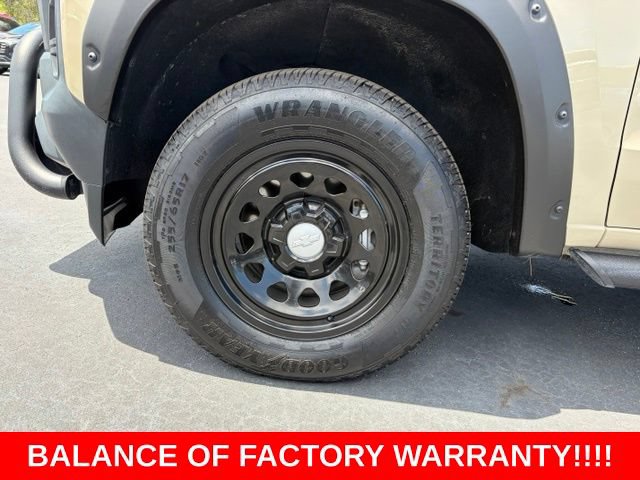 Used 2024 Chevrolet Colorado W/T w/ WT Convenience Package AWD/4WD image 9
