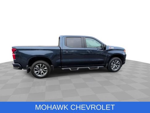 Used 2022 Chevrolet Silverado 1500 RST w/ Z71 Off-Road Package AWD/4WD image 9