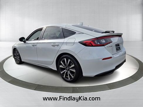 Used 2024 Honda Civic EX-L image 9