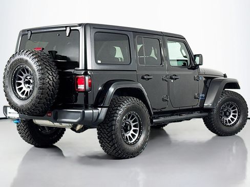 Used 2024 Jeep Wrangler Unlimited AWD/4WD image 12