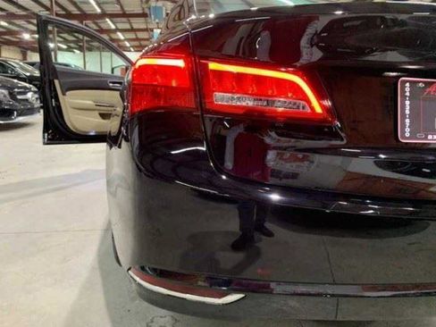 Used 2019 Acura TLX FWD image 14