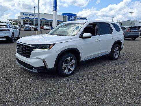 Certified 2023 Honda Pilot EX-L image 3