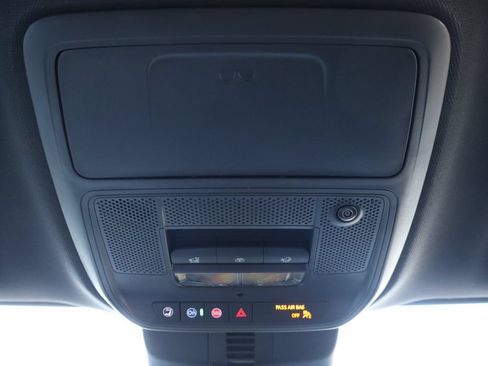 New 2027 Chevrolet Traverse LT w/ Enhanced Driving Package AWD/4WD image 24