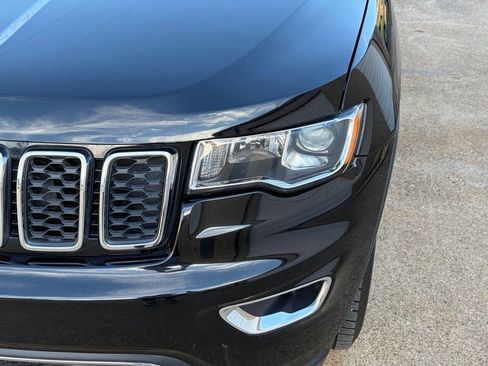 Used 2017 Jeep Grand Cherokee Limited image 7