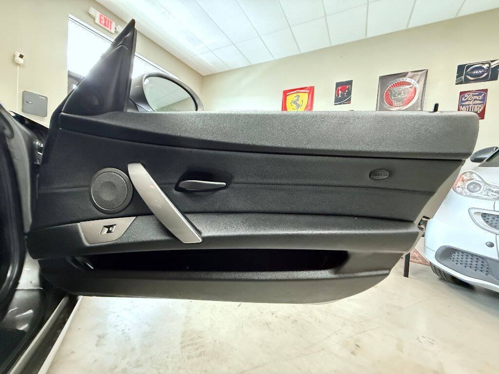 Used 2003 BMW Z4 2.5i RWD image 28