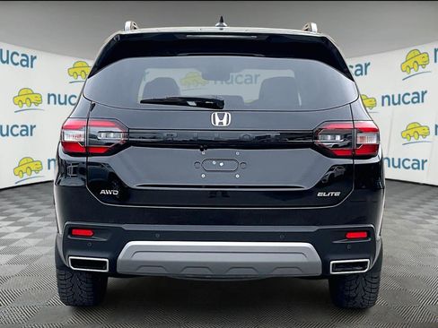 Used 2024 Honda Pilot Elite image 5